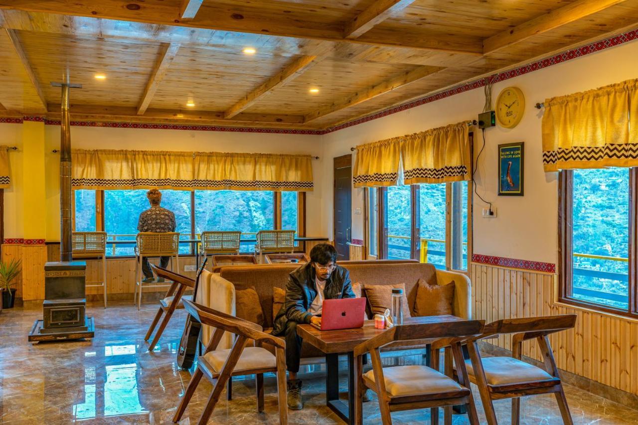 The Hosteller Tirthan Valley Gushaini Luaran gambar